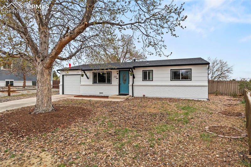 7121 Palmer Park Blvd, Colorado Springs, CO 80915