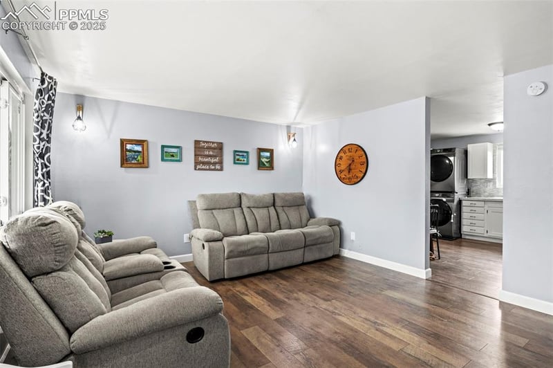 7121 Palmer Park Blvd, Colorado Springs, CO 80915