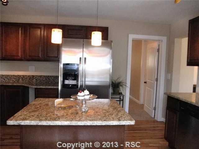 713 E Boulder St, Colorado Springs, CO 80903