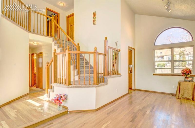7130 Native Cir, Colorado Springs, CO 80919