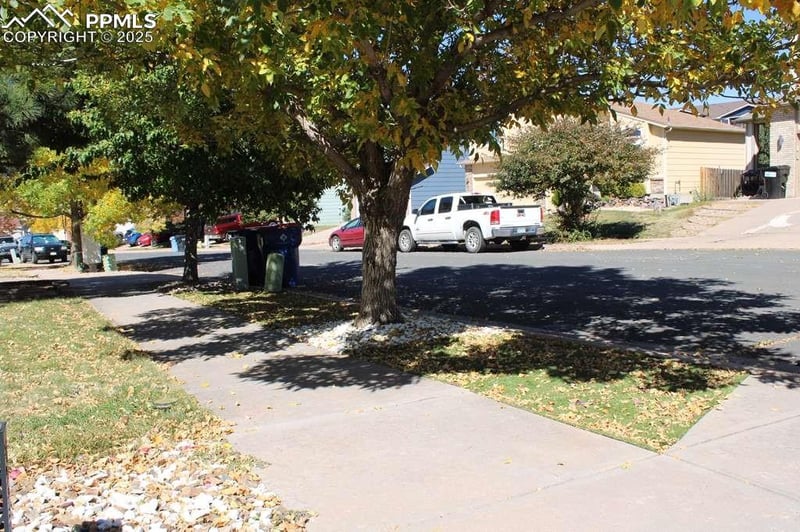 7137 Grand Prairie Dr, Colorado Springs, CO 80923