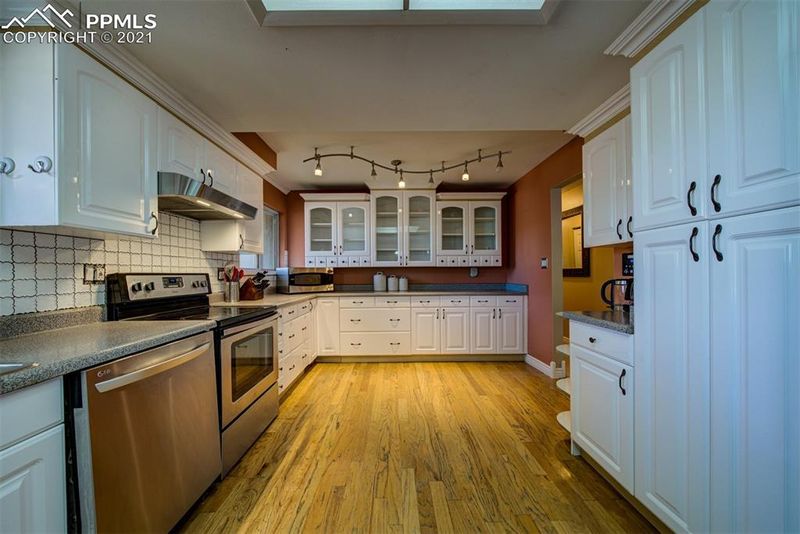 7140 Franconia Dr, Fountain, CO 80817