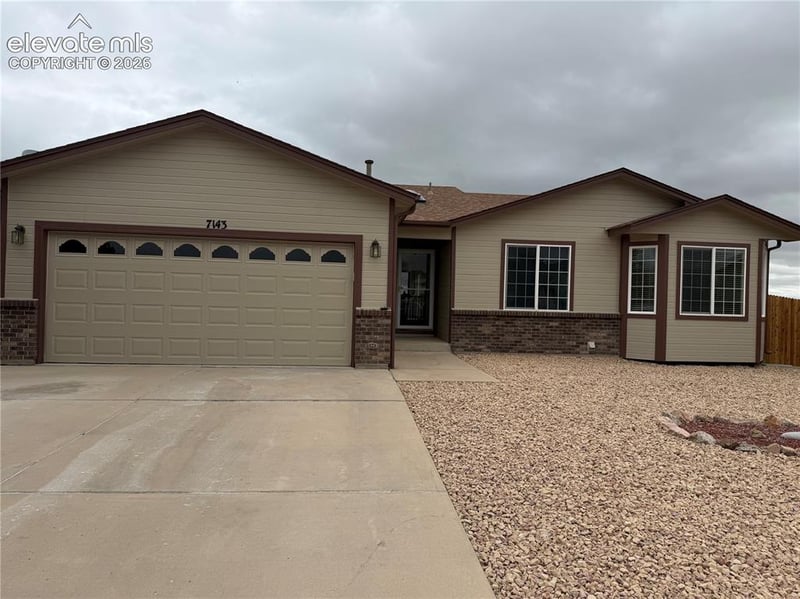 7143 Dove Valley Pl, Colorado Springs, CO 80925