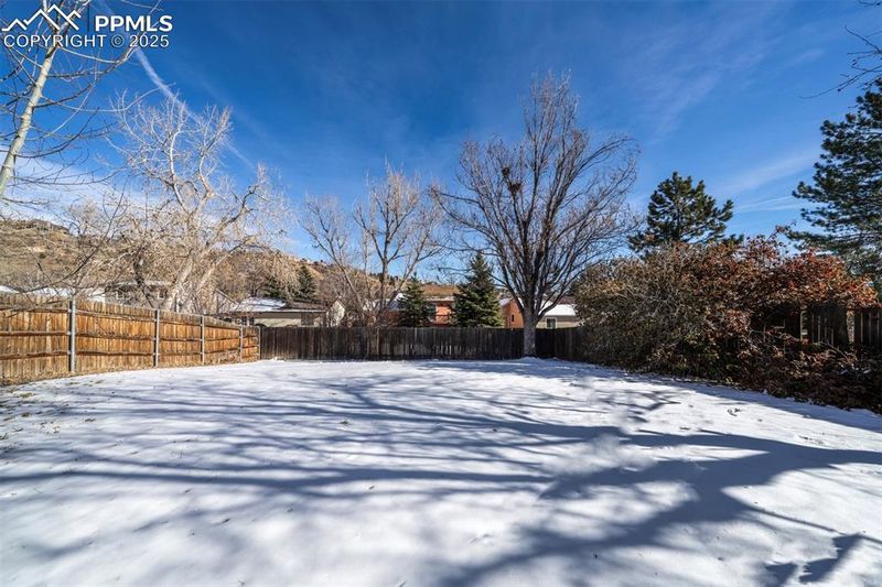 7143 White Buffalo Rd, Colorado Springs, CO 80919