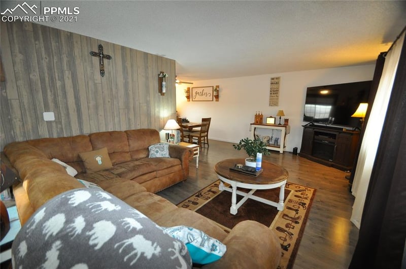 7145 Woody Creek Dr, Colorado Springs, CO 80911