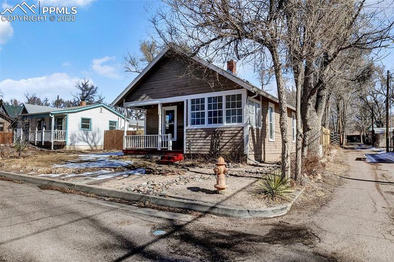 715 Arcadia Pl, Colorado Springs, CO 80903