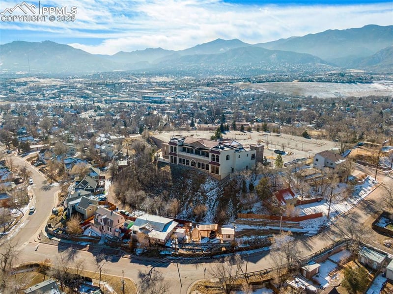 715 Bijou St, Colorado Springs, CO 80905