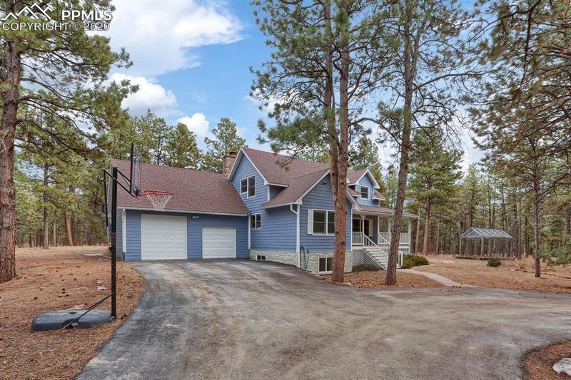 7150 Burgess Rd, Colorado Springs, CO 80908