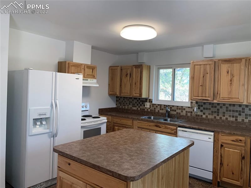 7150 Painted Rock Dr, Colorado Springs, CO 80911