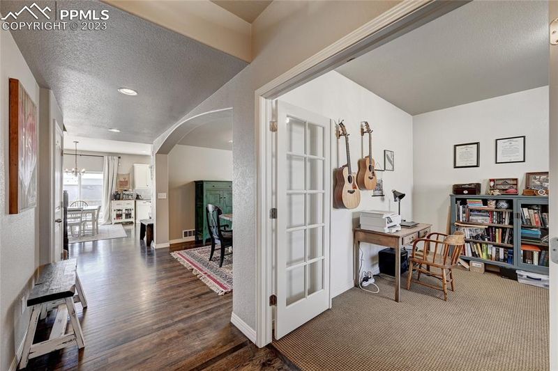 7152 Mustang Rim Dr, Colorado Springs, CO 80923