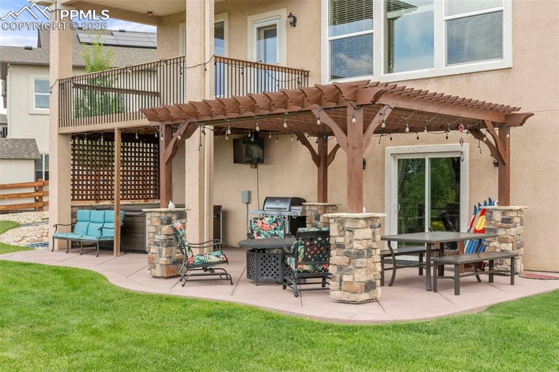 7162 Renegade Ridge Dr, Colorado Springs, CO 80923