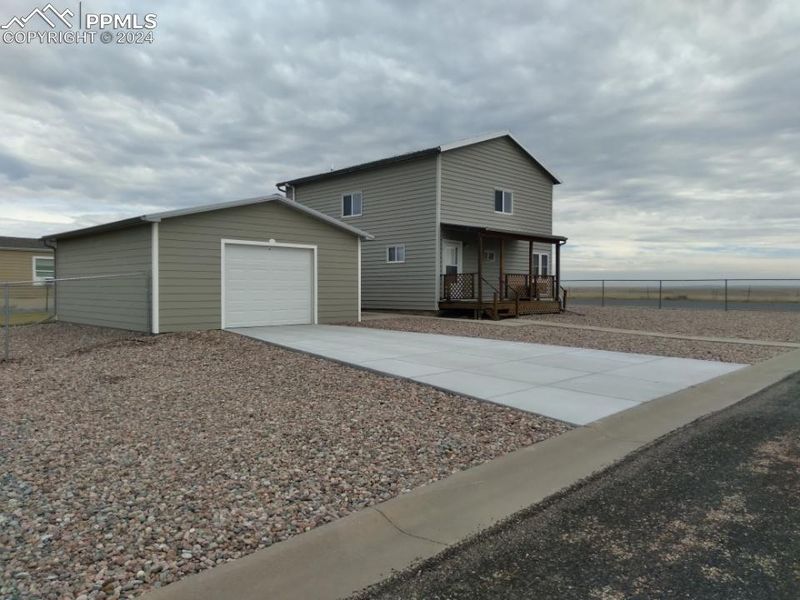 717 8th Ave, Hugo, CO 80821