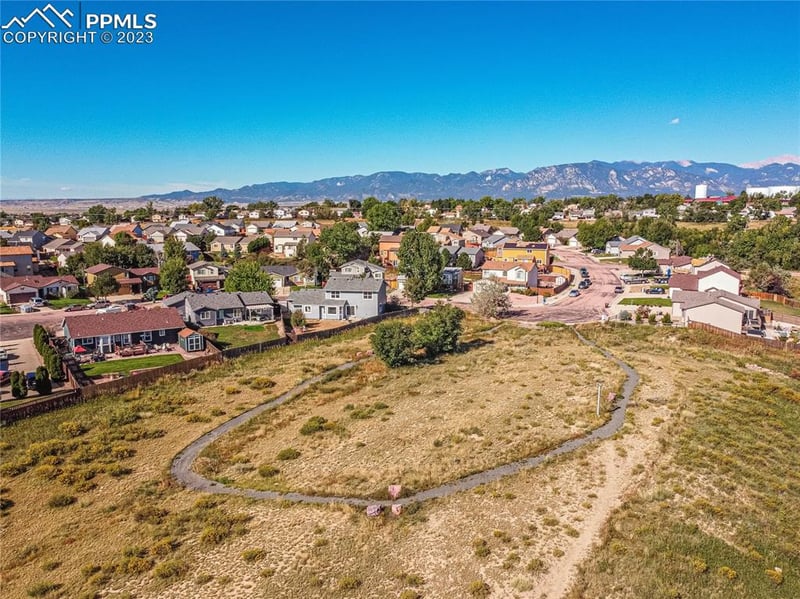 7170 Coral Ridge Dr, Colorado Springs, CO 80925