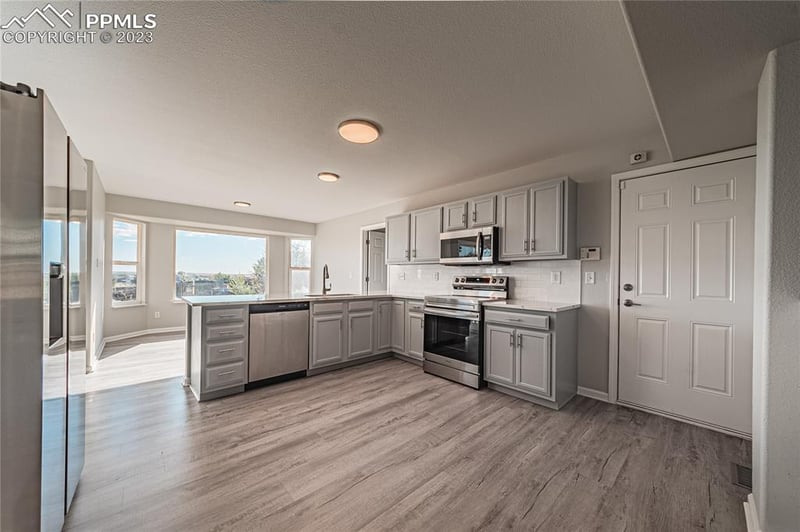 7170 Coral Ridge Dr, Colorado Springs, CO 80925