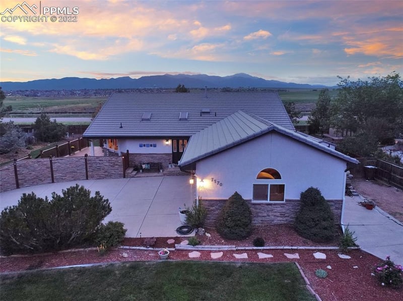 7170 Sand Trap Dr, Colorado Springs, CO 80925