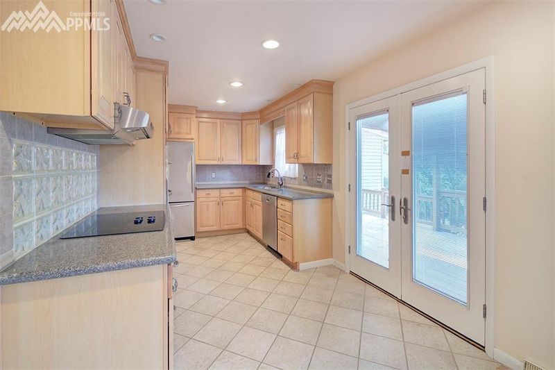 7172 Walker Dr, Colorado Springs, CO 80920