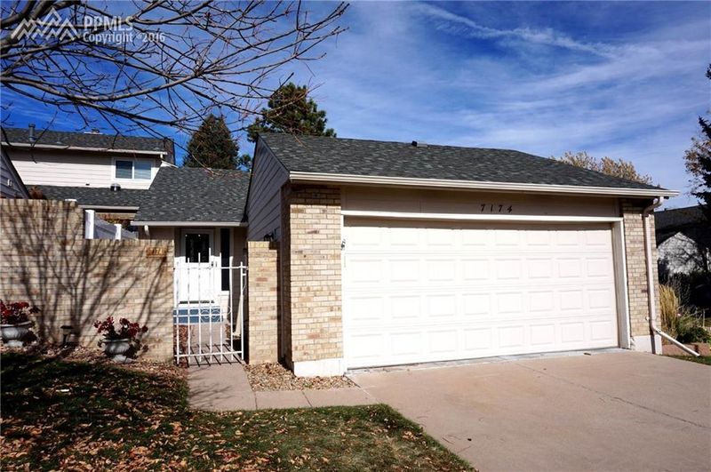 7174 S Vine Cir, Centennial, CO 81002