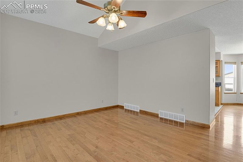 7177 Hillbeck Dr, Colorado Springs, CO 80922