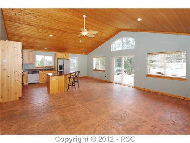 719 Kutsu Ridge Rd, Divide, CO 80814