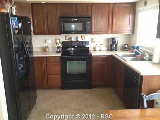 7206 Araia Dr, Fountain, CO 80817
