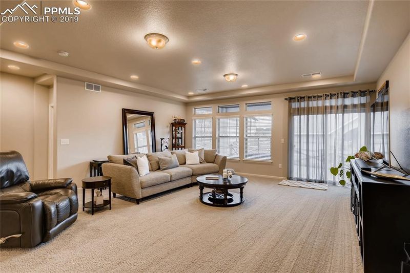 7206 Jagged Tree Cir, Colorado Springs, CO 80927