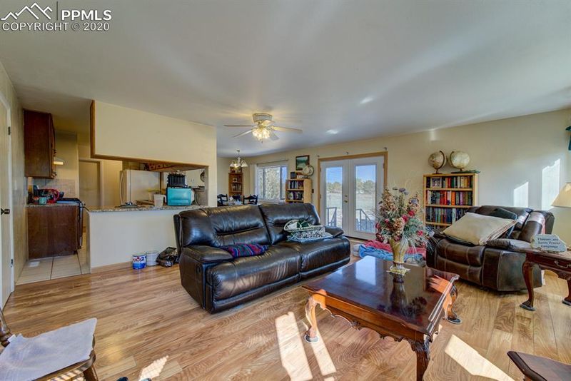 721 5th St, Penrose, CO 81240