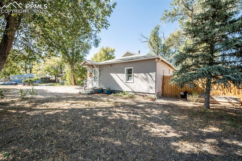 721 Palmer Ave, Pueblo, CO 81004