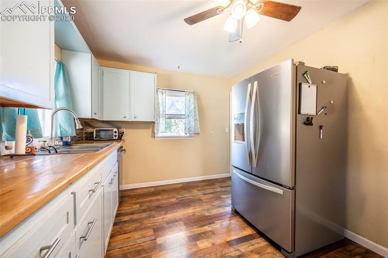 721 Palmer Ave, Pueblo, CO 81004