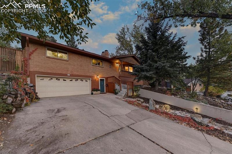 721 Panorama Dr, Colorado Springs, CO 80904