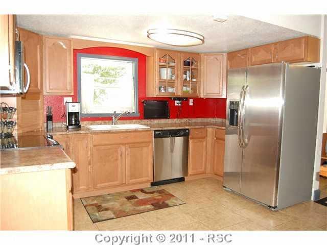 721 W Pitkin Ave, Pueblo, CO 81004