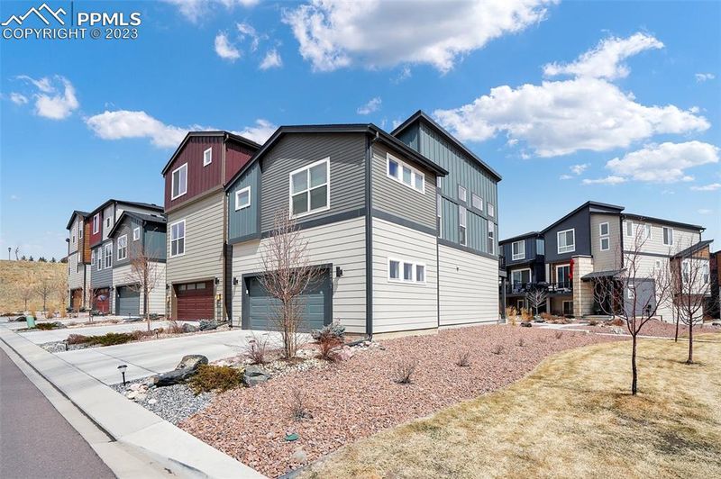 7211 Cedarbrook Ln, Colorado Springs, CO 80918