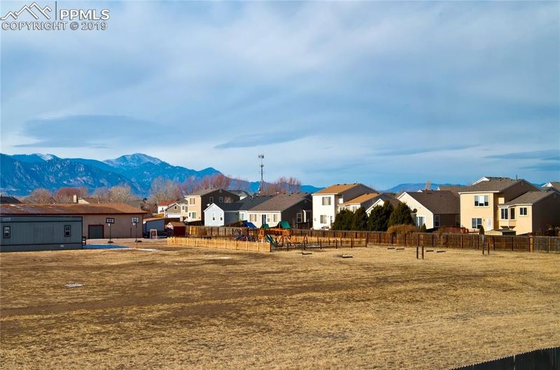 7214 Bentwater Dr, Fountain, CO 80817