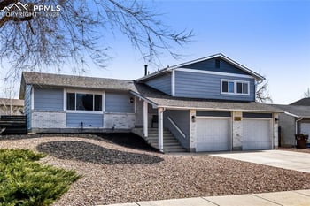 7215 Woodstock St, Colorado Springs, CO 80911