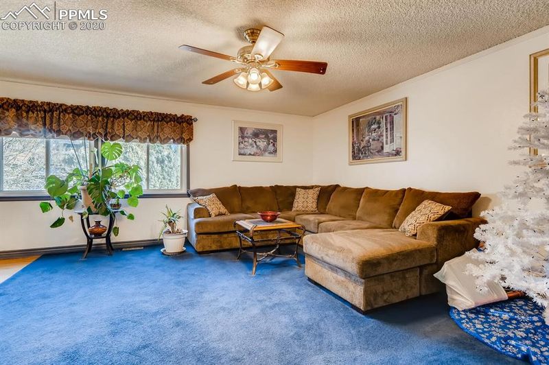 722 Cardinal St, Colorado Springs, CO 80911