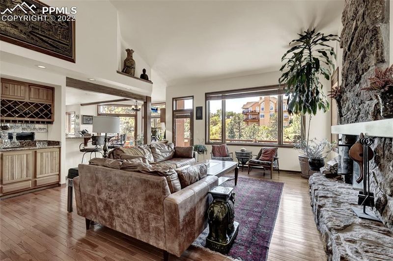 7235 Oak Valley Dr, Colorado Springs, CO 80919
