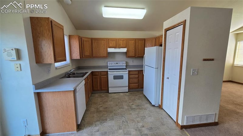 7238 Banberry Dr, Colorado Springs, CO 80925