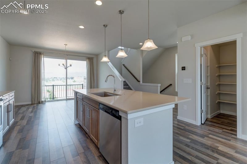 7238 Colebrook Ln, Colorado Springs, CO 80918