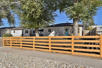 724 Costilla St, Colorado Springs, CO 80903