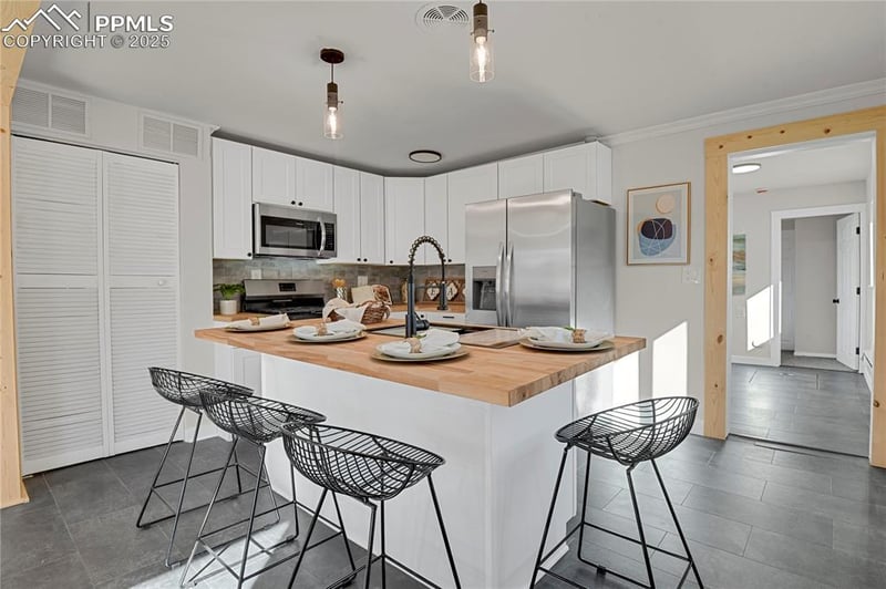 724 Costilla St, Colorado Springs, CO 80903