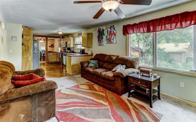 724 N El Paso St, Fountain, CO 80817