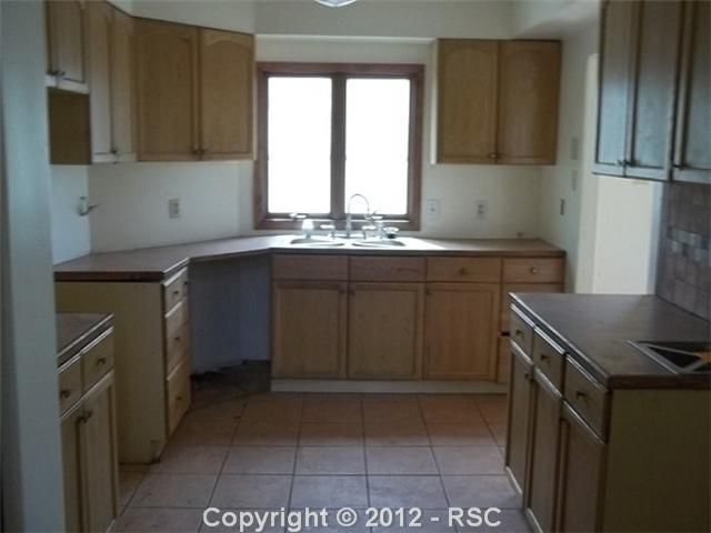724 W Grant Ave, Pueblo, CO 81004