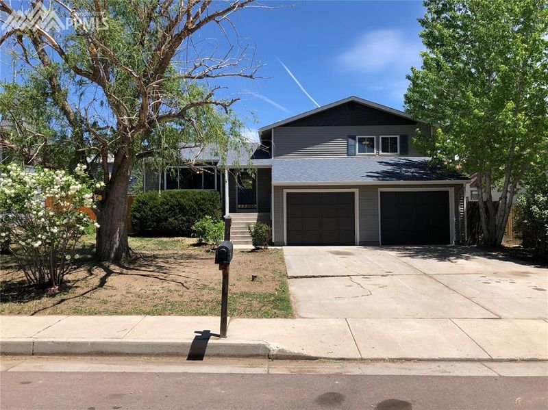 7245 Red Cloud St, Colorado Springs, CO 80911