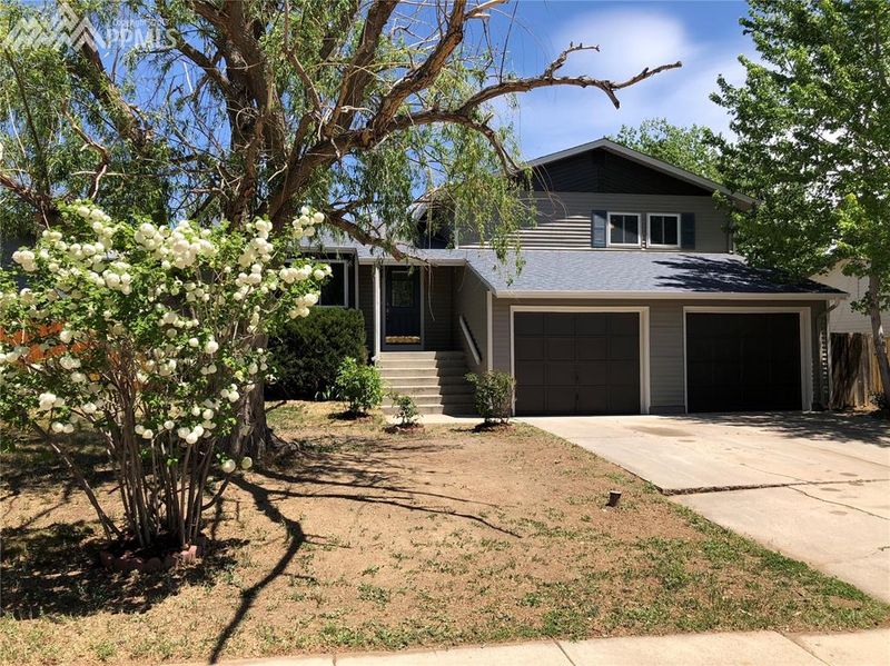 7245 Red Cloud St, Colorado Springs, CO 80911
