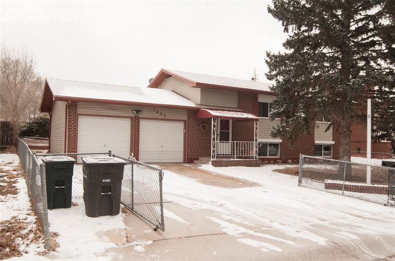 7245 Sullivan Cir, Colorado Springs, CO 80911