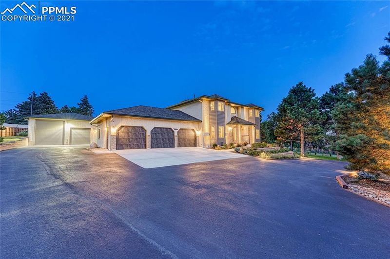 7245 Whitley Dr, Colorado Springs, CO 80920