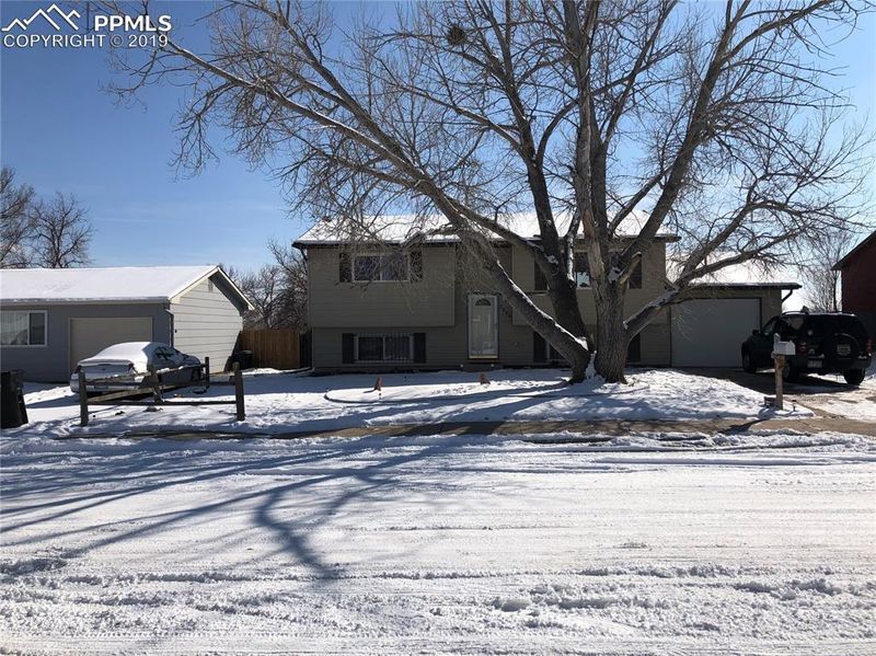 7245 Yakima Way, Colorado Springs, CO 80915