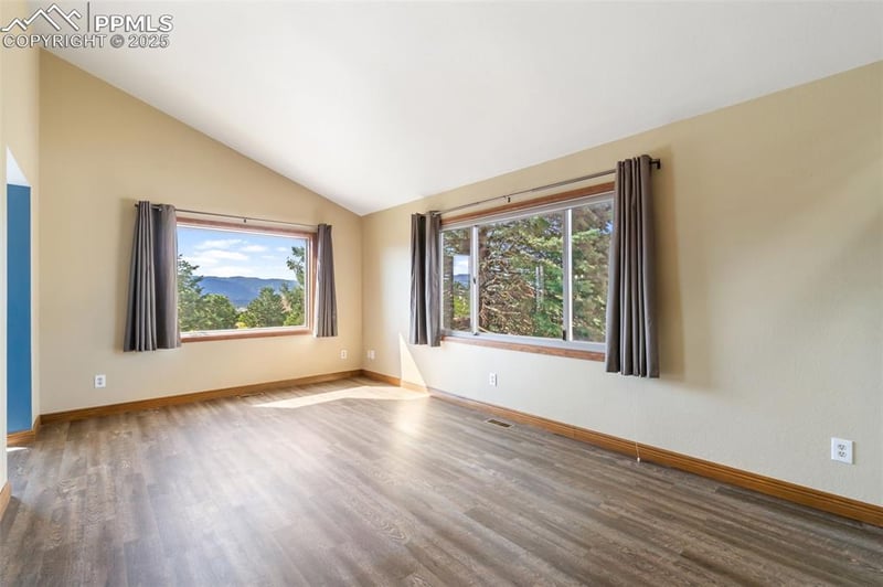 725 Bowstring Rd, Monument, CO 80132