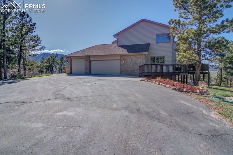 7250 Echo Village Dr, Larkspur, CO 80118