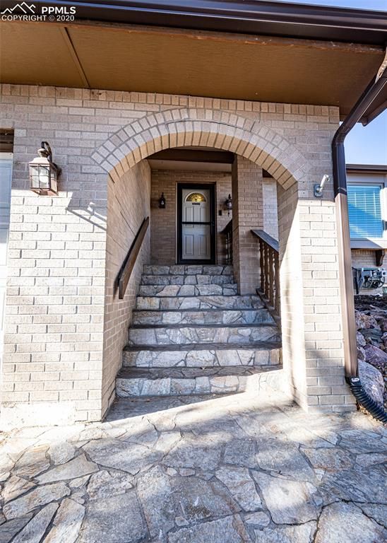 7252 River Bend Rd, Colorado Springs, CO 80911