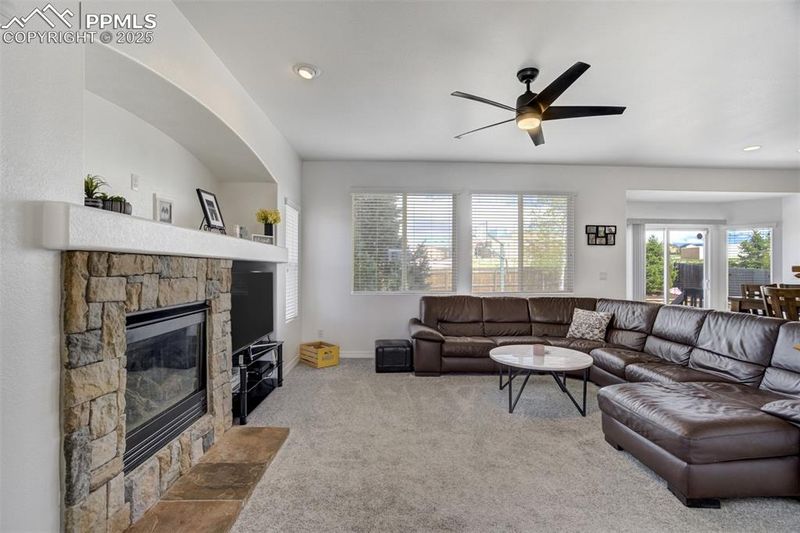 7253 Range Ranch Dr, Colorado Springs, CO 80923